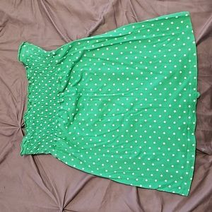 Green polka dot tube top with tie back. Size large. Smoke free home.